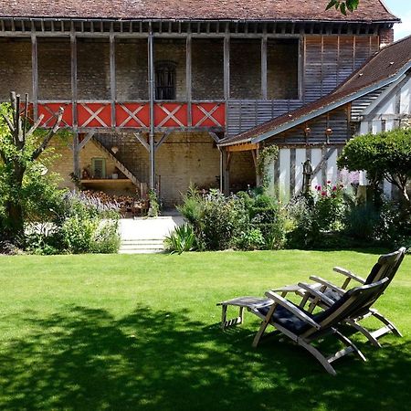 Le Jardin De La Cathedrale Bed and Breakfast Troyes Eksteriør billede